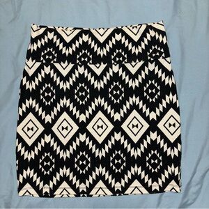 Charlotte Russe Black and White Geometric Bodycon Pencil Skirt